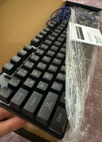 Piranha Çok Renkli Oyun Klavyesi - Görsel 3