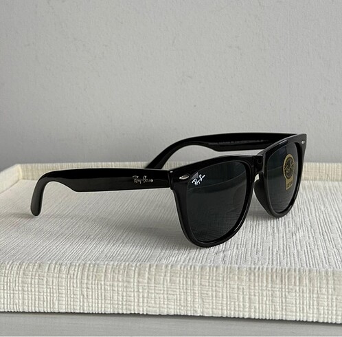 RayBan