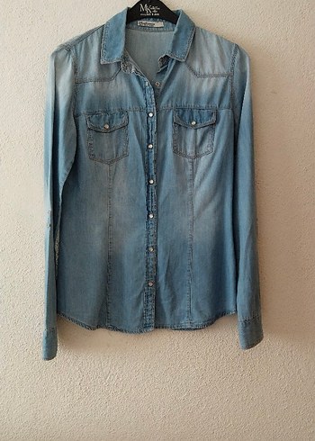 Düğmeli Mavi Denim Kadın Gömlek