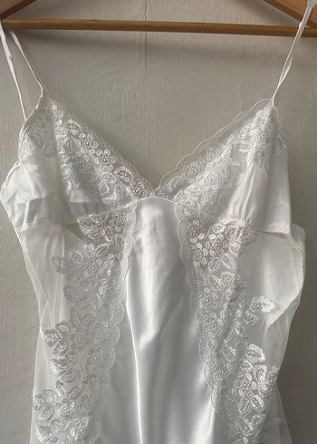 Beyaz Dantel Detaylı Midi İp Askılı Gecelik - Görsel 5