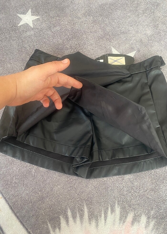 Deri Şort Etek - Görsel 2