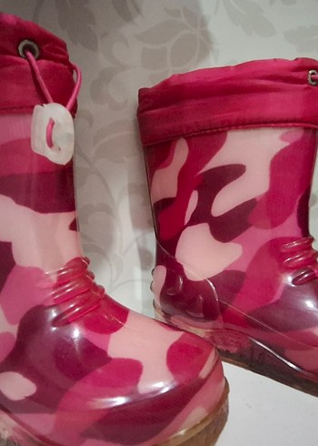 Kız Çocuk Pembe Kamuflaj Desenli Lastik Çizme - Görsel 3