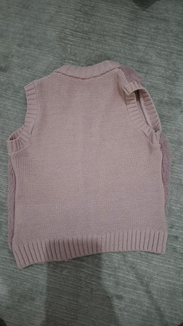 Kız Çocuk Kürklü Bej Yelek - Görsel 3