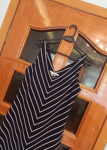 xl Beden Çizgili V Yaka Uzun relax elbise 42 beden zara