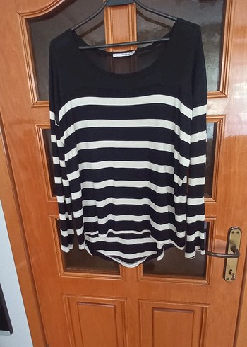 Polo Garage Siyah Beyaz Çizgili polo garage 2 beden triko bluz