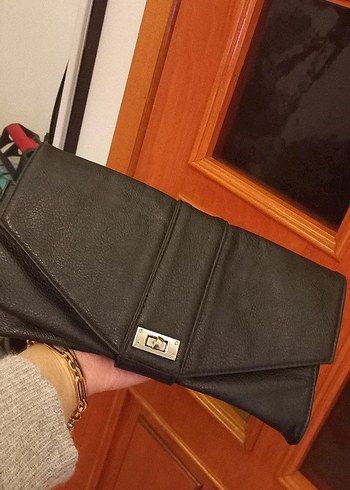 Klasik Siyah Deri Tokalı Kadın Çanta - Görsel 7