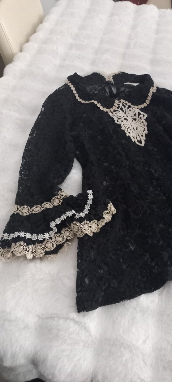 Dantel İşlemeli Siyah Gotik Bluz - Görsel 4