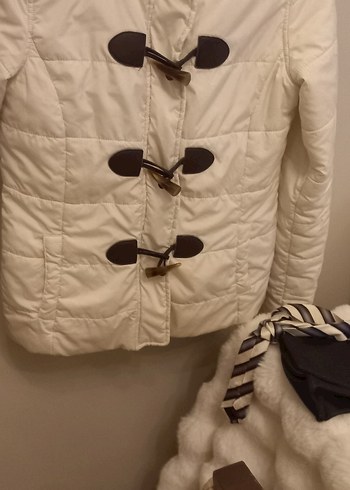 Düğmeli Beyaz Kadın Mont aeropostale m beden - Görsel 10