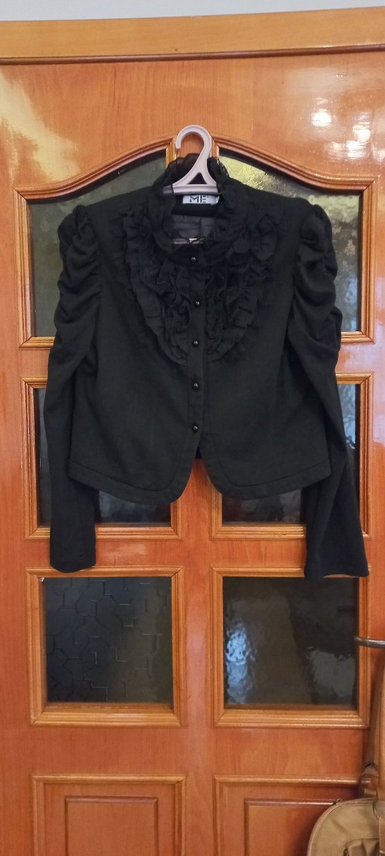 Siyah Fırfırlı Gotik Kadın Ceket m/l uyumlu victorian model - Görsel 2