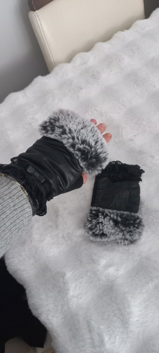 Gri Kürklü Siyah Deri Kadın Eldiven victorian dantel detay - Görsel 2