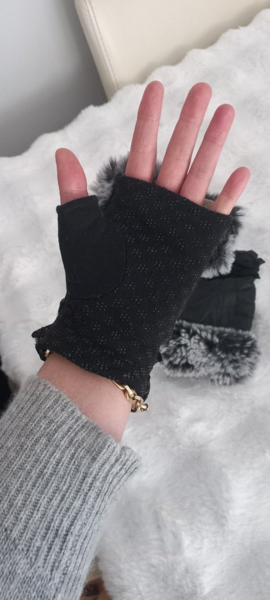Gri Kürklü Siyah Deri Kadın Eldiven victorian dantel detay - Görsel 5
