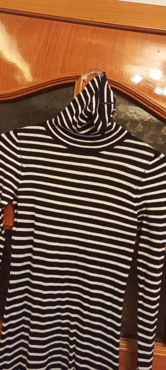 Çizgili Uzun Kollu Siyah Elbise - Görsel 2