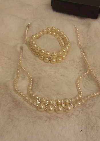 Beyaz İnci Boncuklu Midi Kolye ve Bileklik Seti - Görsel 4