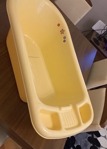 0 - 13 kg Beden sarı Renk Bebek küveti tertemiz hasarsız