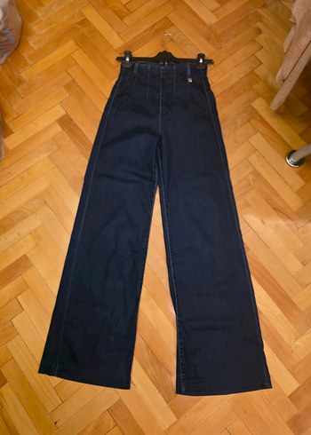 Guess Koyu Lacivert Yuksek Bel Genis Paca Jean Orjinal