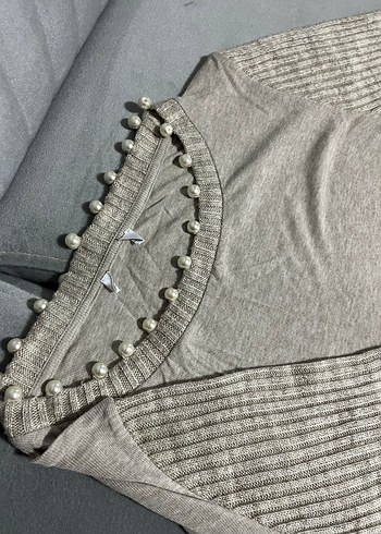 İnci Detaylı Bej Uzun Kollu Triko Kazak - Görsel 2