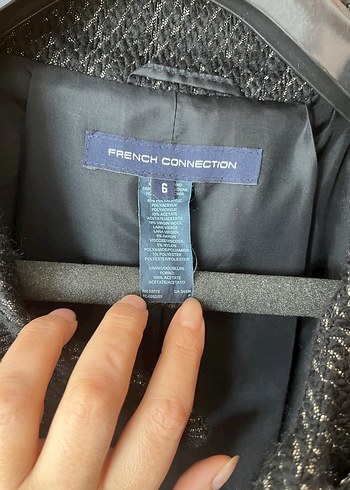 Düğmeli Kısa Kollu Siyah Kaban - Görsel 7