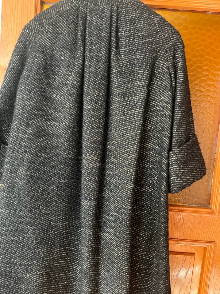 Düğmeli Kısa Kollu Siyah Kaban - Görsel 4