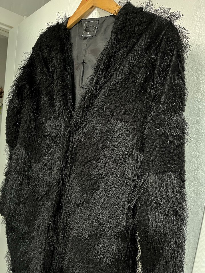 Siyah Kadın Kürk Detaylı Midi Kaban - Görsel 3