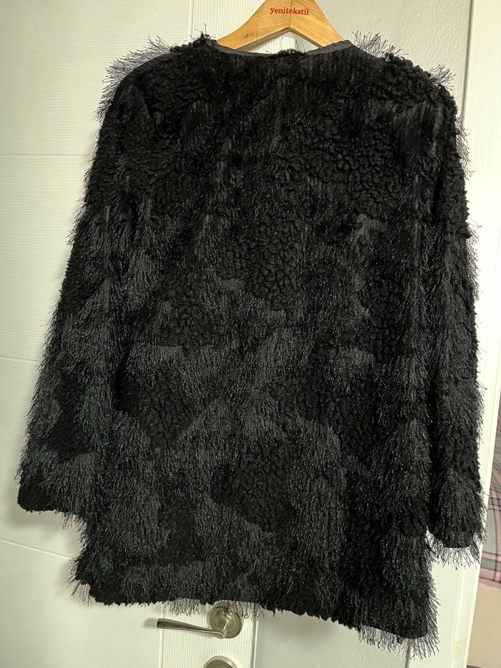 Siyah Kadın Kürk Detaylı Midi Kaban - Görsel 2