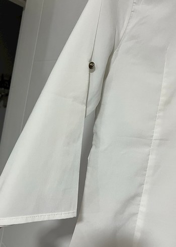 Düğmeli Beyaz Pamuklu Kadın Gömlek - Görsel 3