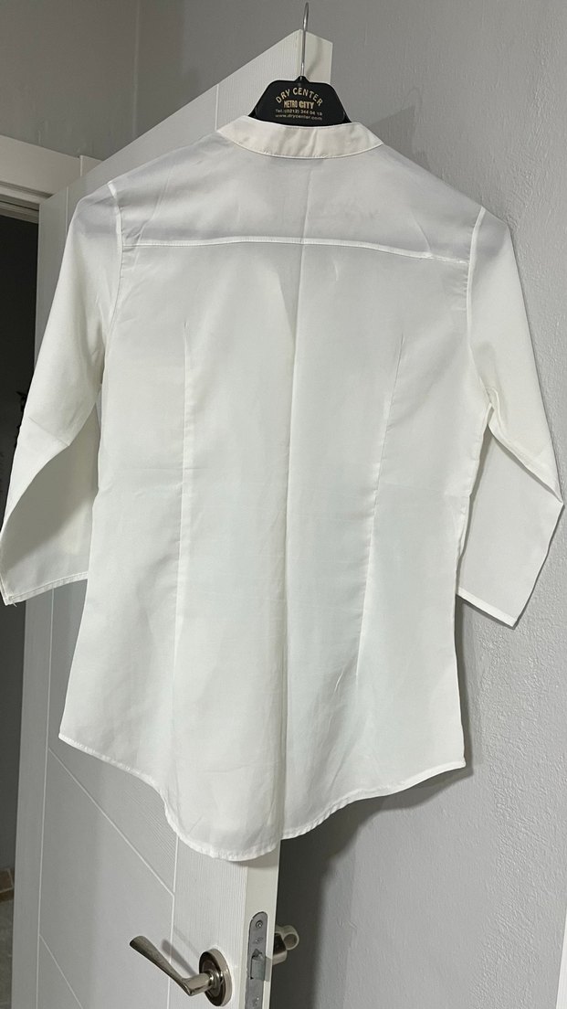 Düğmeli Beyaz Pamuklu Kadın Gömlek - Görsel 2