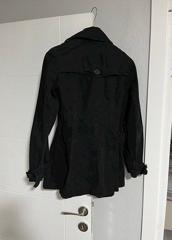 Düğmeli Siyah Midi Kadın Trençkot - Görsel 2