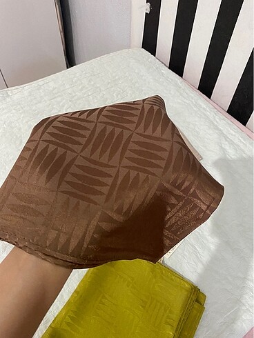 Kibrit desen jakar eşarp
