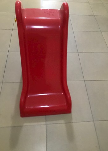 Kırmızı Çocuk Kaydırağı