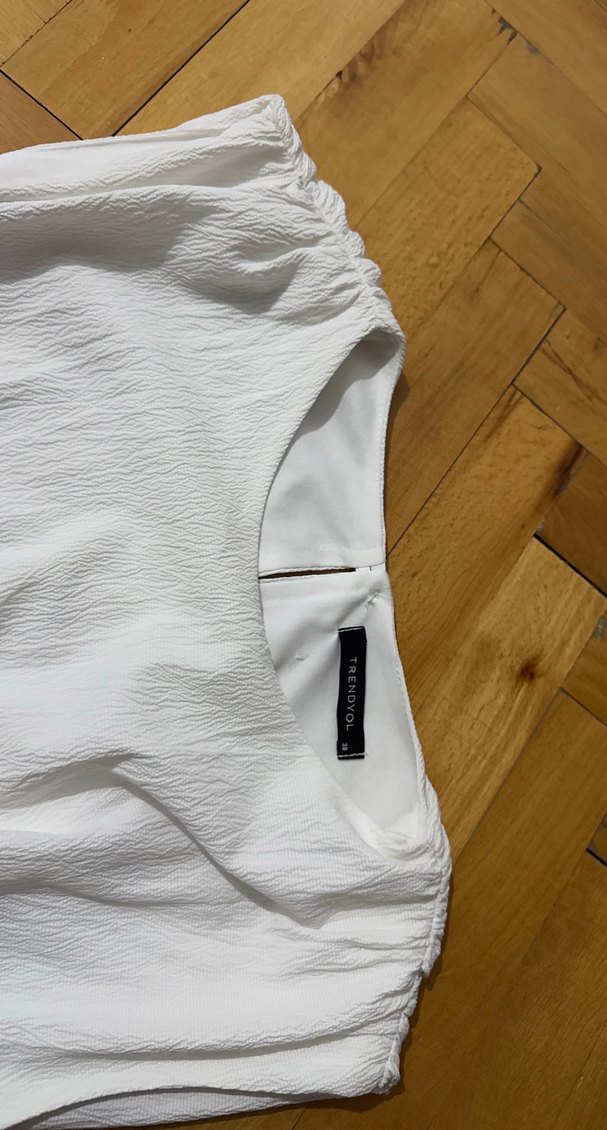 Beyaz Elbise, Fırfır Detaylı - Görsel 3