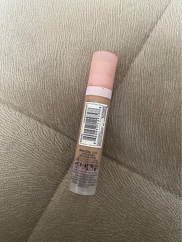 NYX Göz altı kapatıcısı