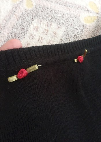 Düğmeli Nakışlı Siyah Kız Triko Süveter - Görsel 6