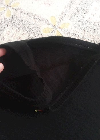 Düğmeli Nakışlı Siyah Kız Triko Süveter - Görsel 3