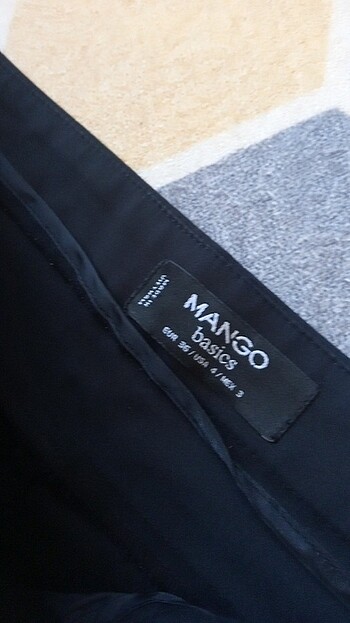 36 Beden siyah Renk Mango yeni pantolon kaçırmayın harika 