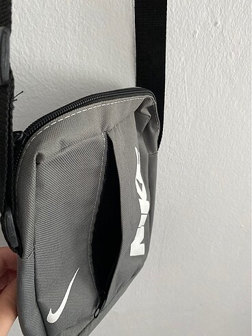 Nike Kol çantası