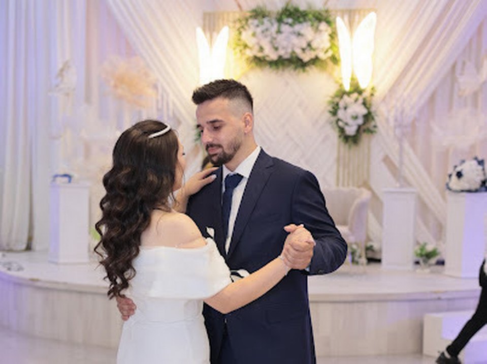 Beyaz Straplez Denizkızı Gelinlik - Görsel 3