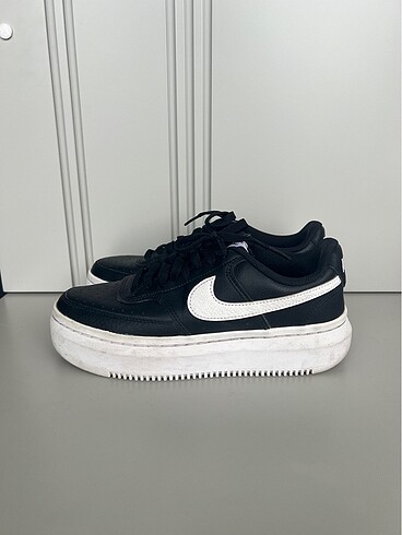 Nike ayakkabı