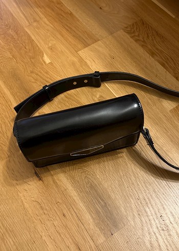 Siyah Deri Tokalı Kadın Çanta - Görsel 3