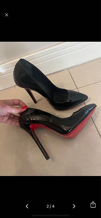 Diğer Siyah rugan kirmizi tabanli stiletto