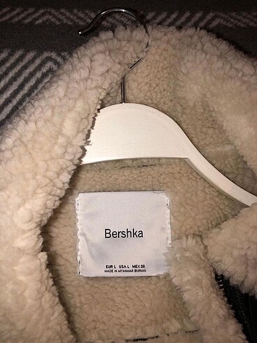 l Beden siyah Renk BERSHKA suni der ceket