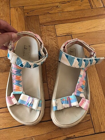 Zara Zara kız çocuk sandalet