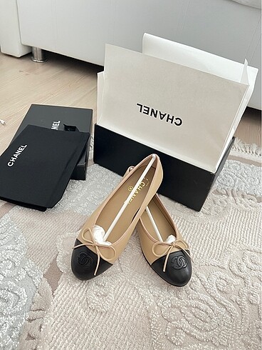 Chanel babet
