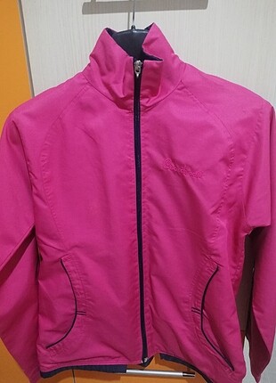 Pembe yağmurluk 