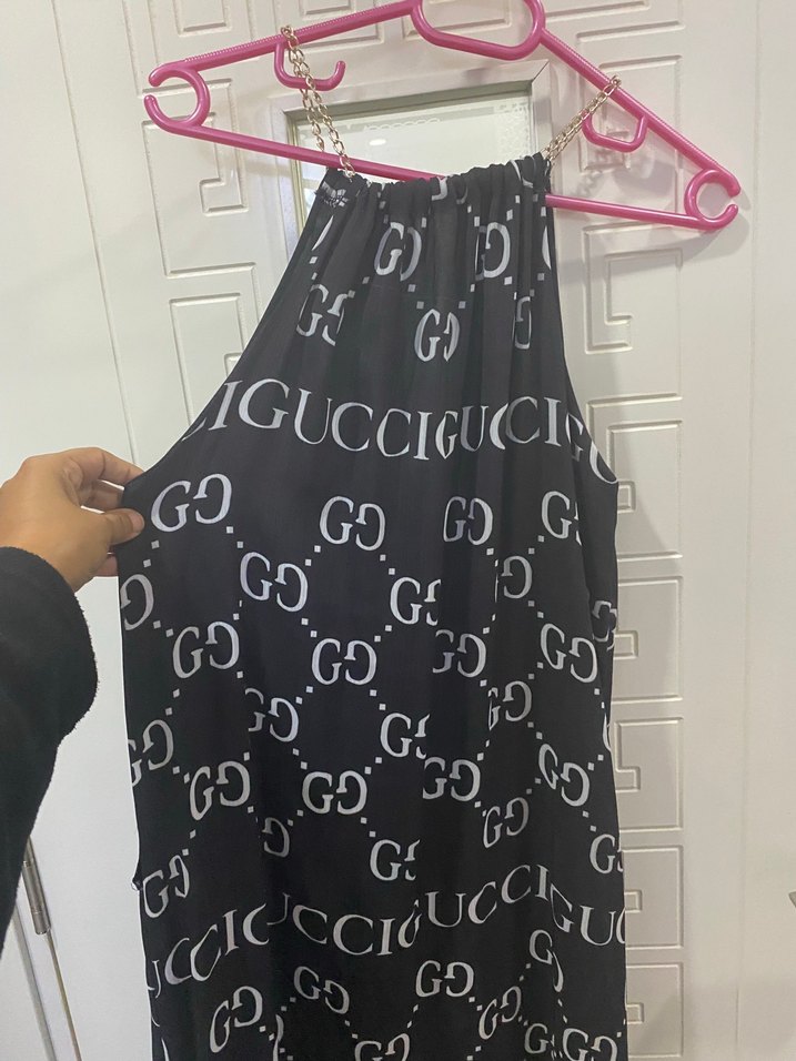 Zincir Detaylı Siyah Uzun Elbise - Görsel 4