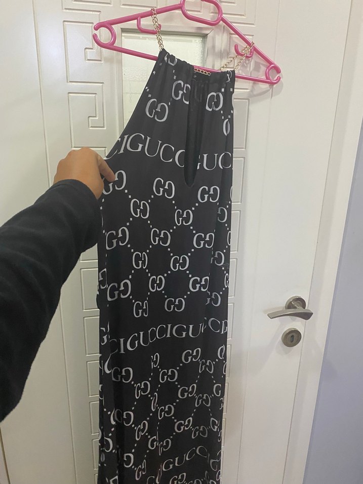 Zincir Detaylı Siyah Uzun Elbise - Görsel 5