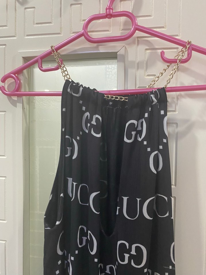 Zincir Detaylı Siyah Uzun Elbise - Görsel 3