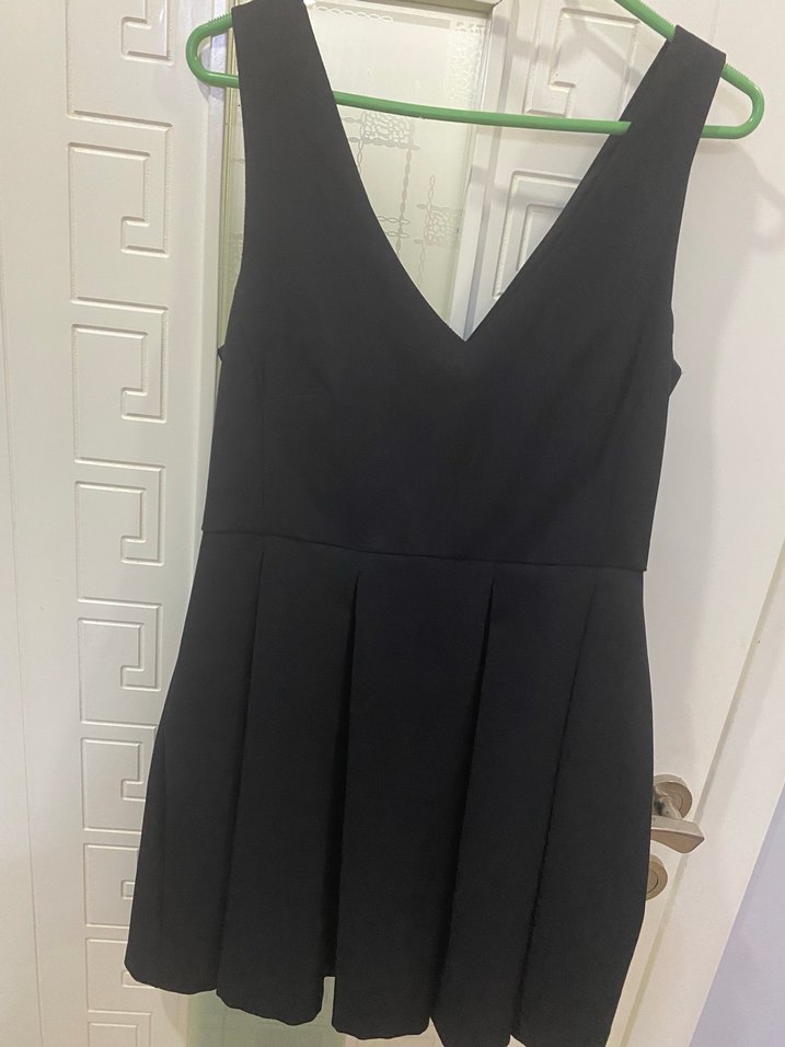 Siyah Pilili V Yaka Midi Elbise - Görsel 2