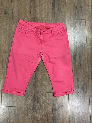 Pembe defacto kapri