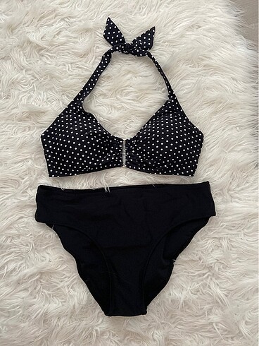 Puantiyeli bikini