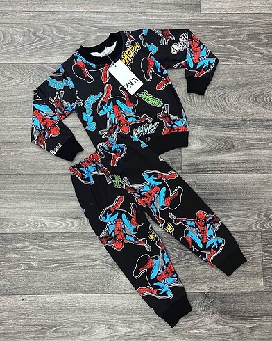 Adidas 2-8 Yaş Arası Kız ve Erkek Çocuk Eşofman Takımları